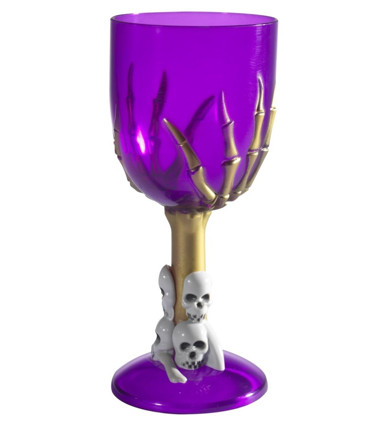 Gotická sklenice na víno s lebkou